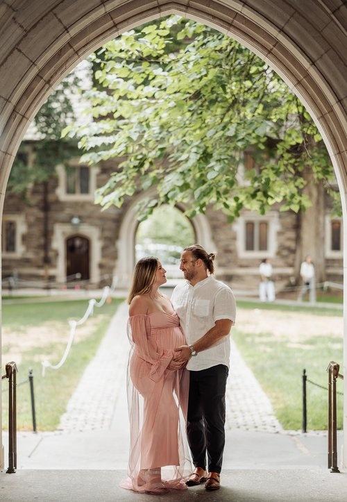 The Perfect Timing for Your Maternity Photoshoot